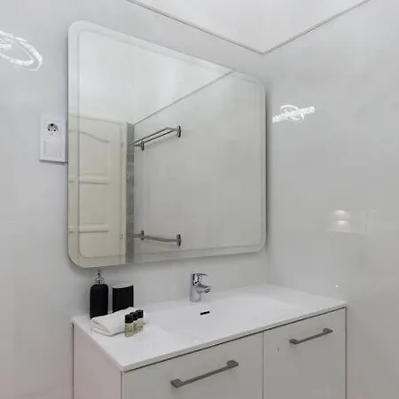 Grand Style&luxury In The Center - 3br With Balcony Будапешт